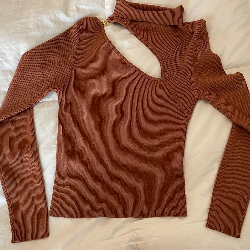 Cut out Zara top